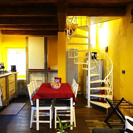Algattonero - Comfort, Relax, Parcheggio Gratuito Gradisca dʼIsonzo